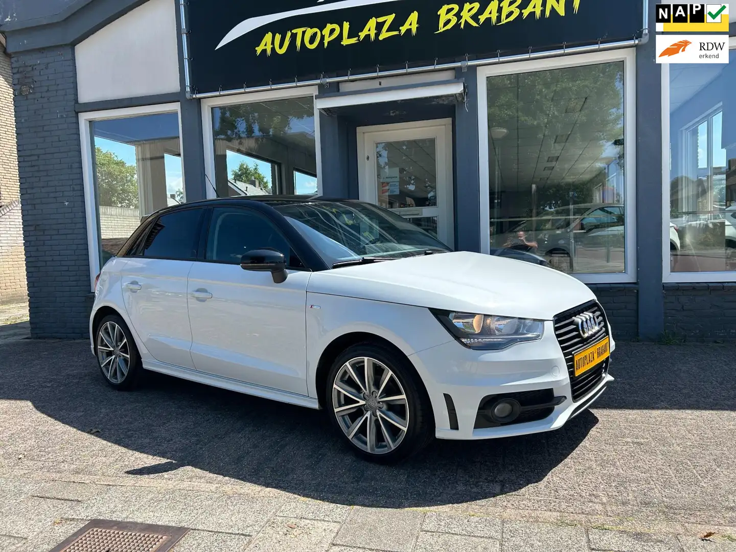 Audi A1 Sportback 1.2 TFSI S-LINE / NAVI VOORB / PDC / BLE Blanc - 1