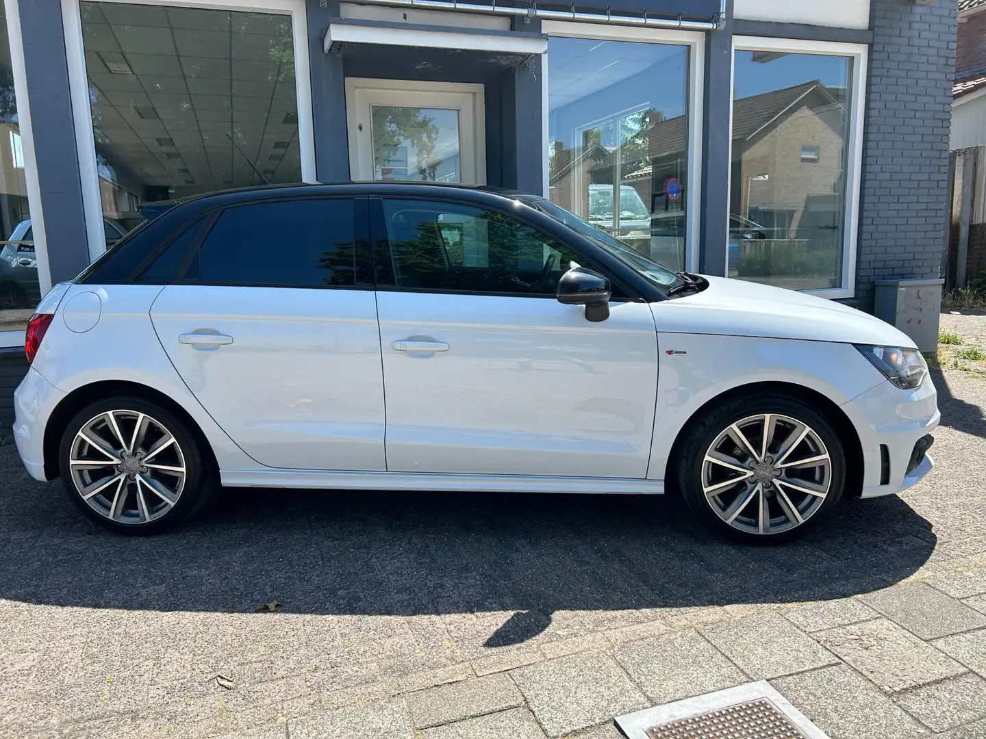 Audi A1 Sportback 1.2 TFSI S-LINE / NAVI VOORB / PDC / BLE Blanc - 2