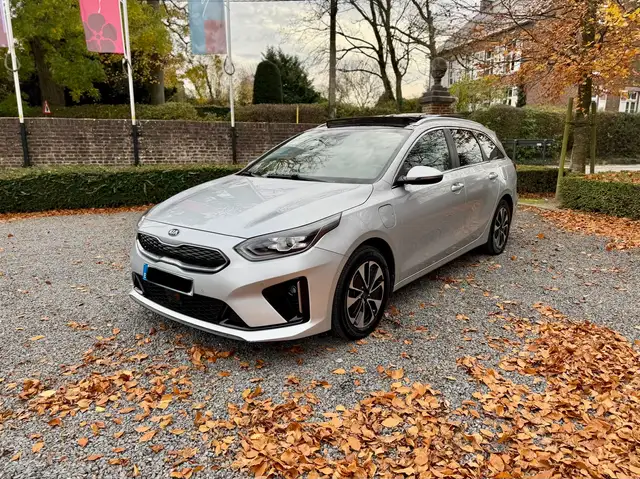 Kia Ceed SW / cee'd SW 1.6 PHEV Full Pano LED Camera Plug-in-Hybrid