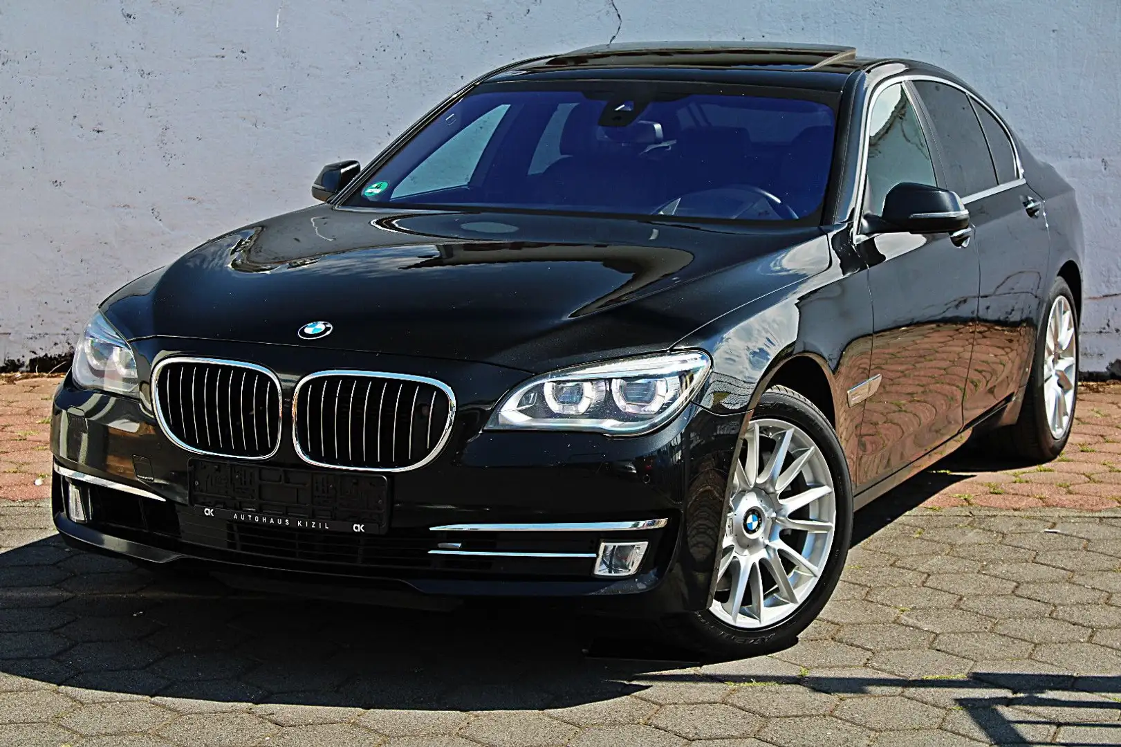 BMW 750 d xDrive Unfaller Night Vison Mega Ausst. Eu6 Schwarz - 1