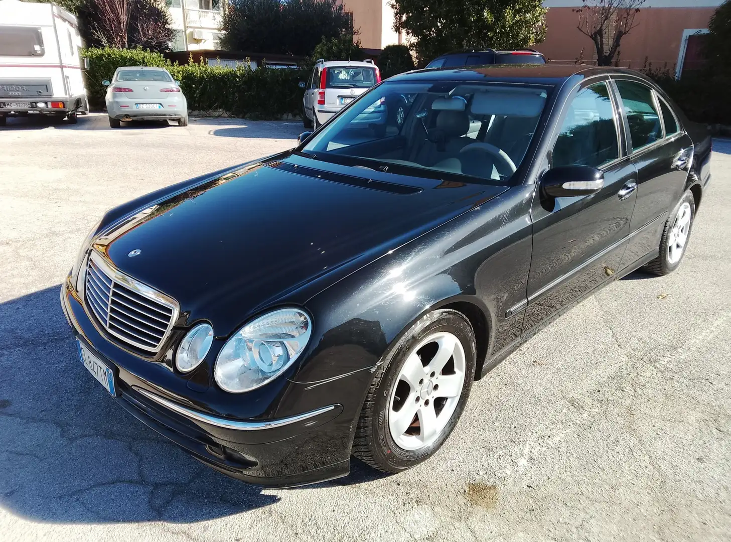 Mercedes-Benz E 270 td cdi Avantgarde - 2