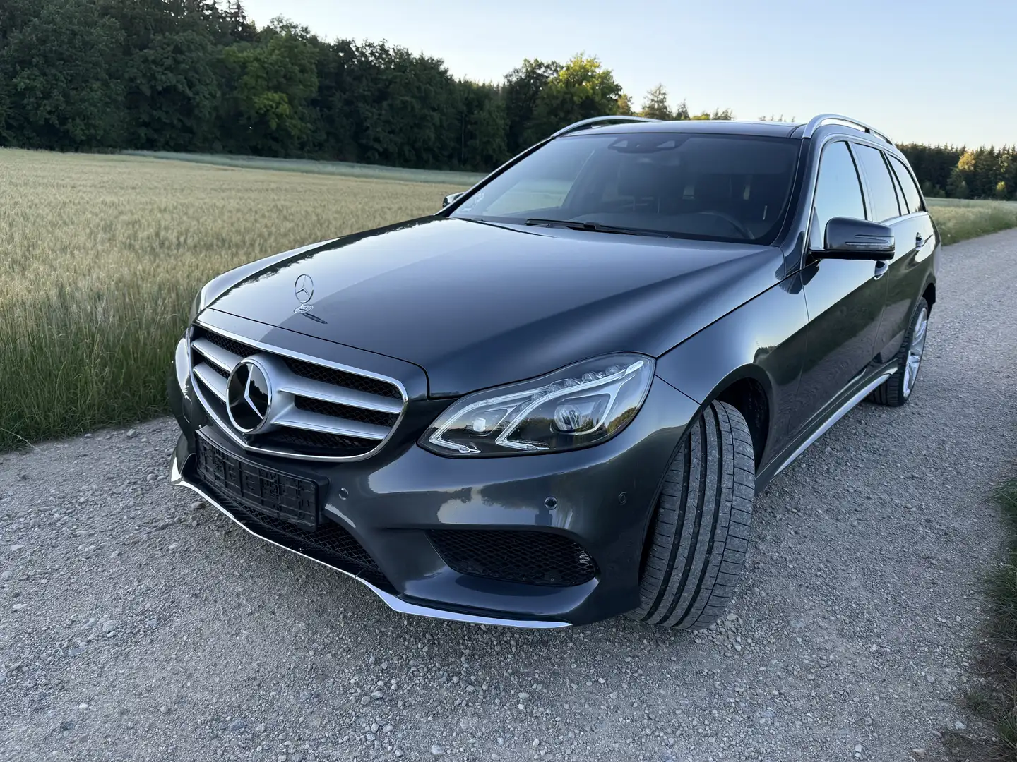 Mercedes-Benz E 350 Elegance, Pano, LED, Standheizung, Massage Leder Gris - 1