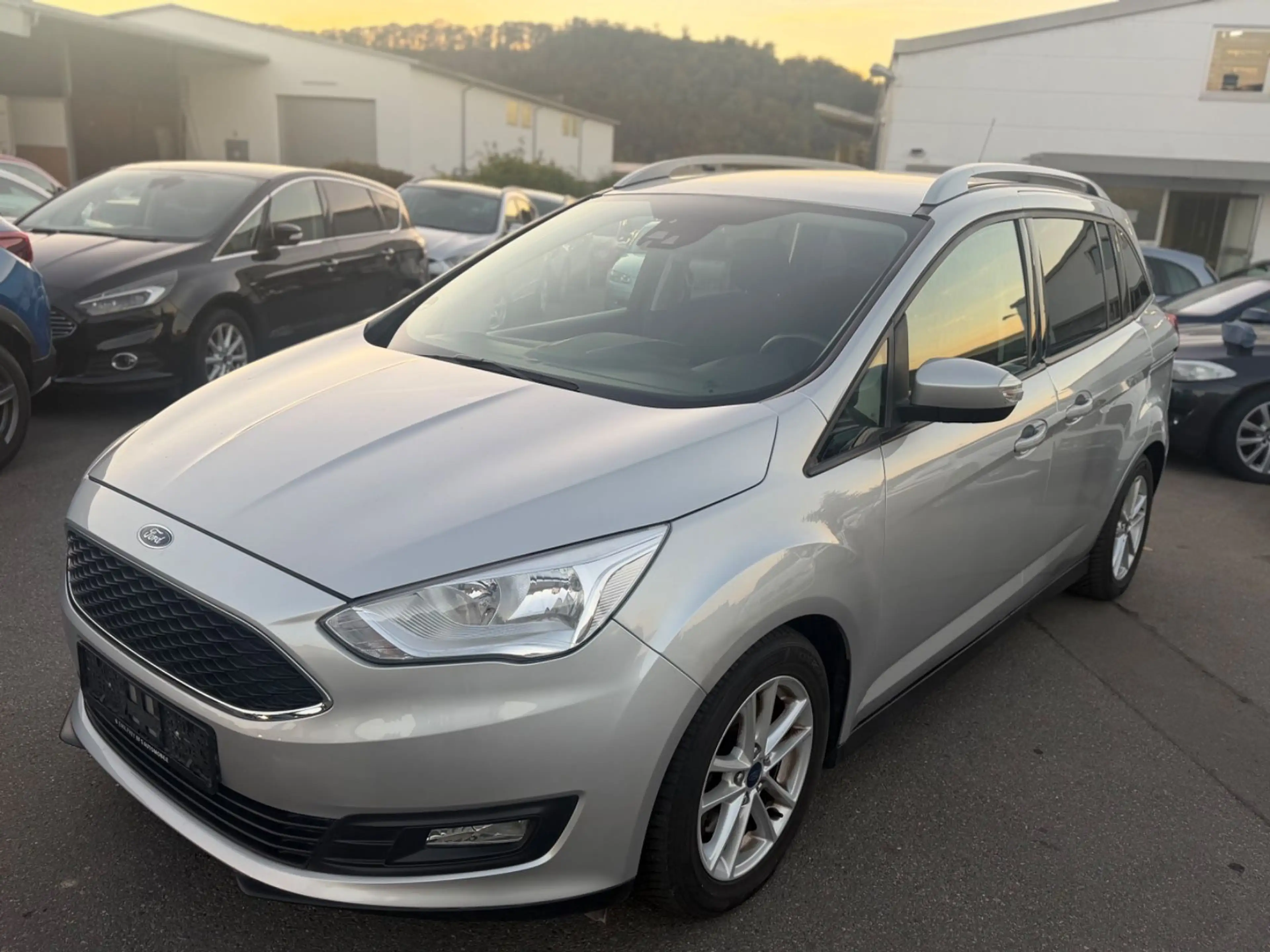 Ford Grand C-Max Grand C-MAX Cool*NEU*TÜV*7Sitze* — photo 11