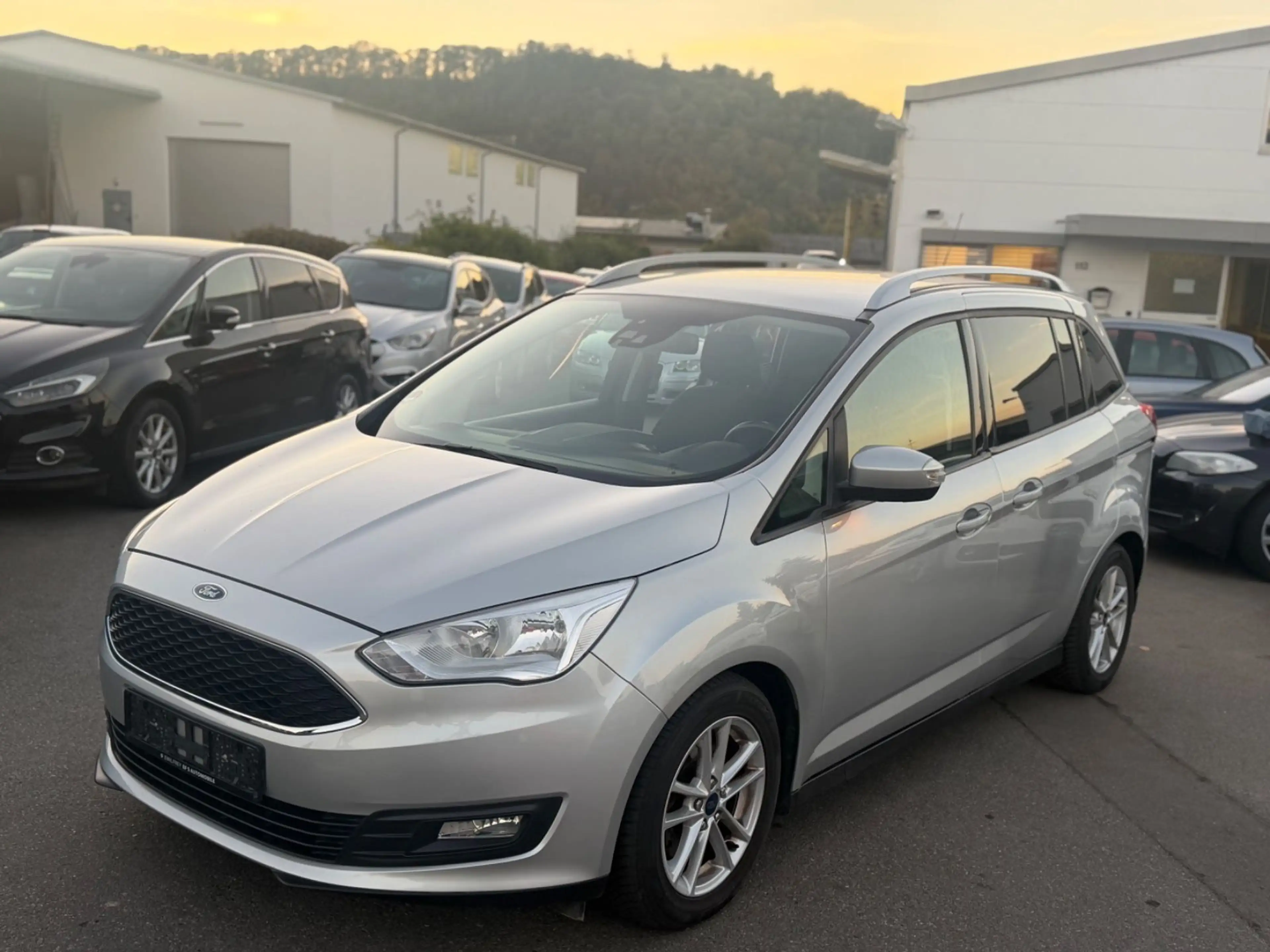 Ford Grand C-Max Grand C-MAX Cool*NEU*TÜV*7Sitze* — photo 2