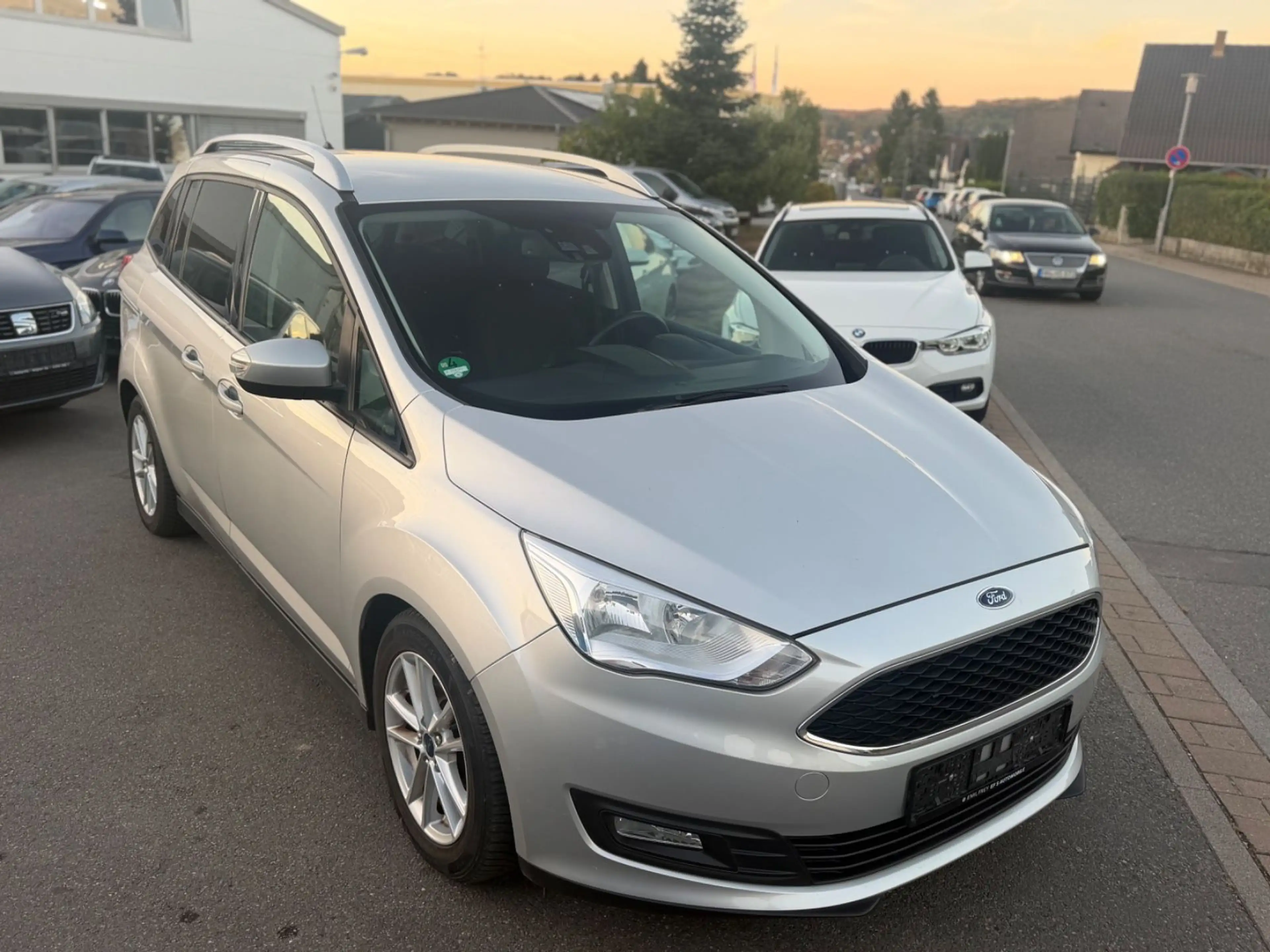 Ford Grand C-Max Grand C-MAX Cool*NEU*TÜV*7Sitze* — photo 8