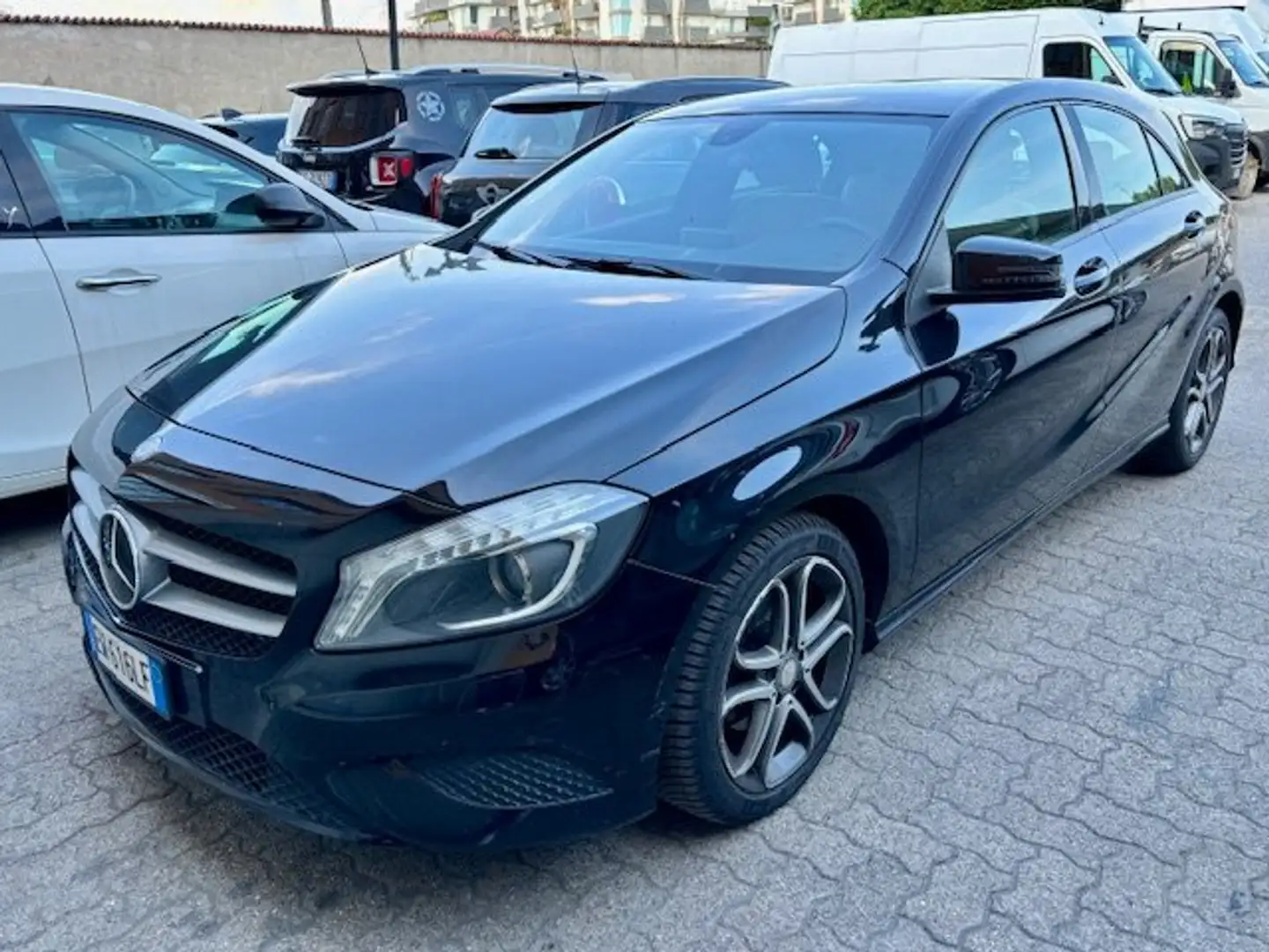 Mercedes-Benz A 180 A 180 CDI   automatic  dark night edition Negro - 2