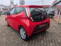 Toyota Aygo (X) 1,0-l-VVT-i x-play *Klima + 5-Türer* Червоний - thumbnail 4
