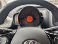 Toyota Aygo (X) 1,0-l-VVT-i x-play *Klima + 5-Türer* Червоний - thumbnail 19