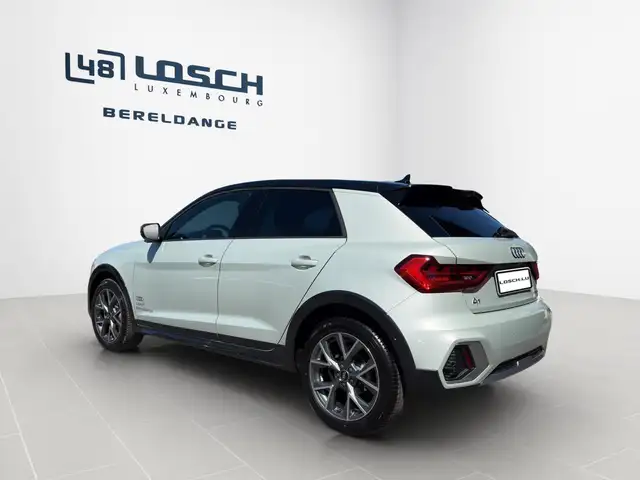 Audi A1 view 5