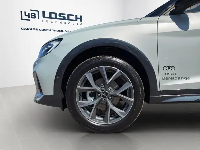 Audi A1 view 7
