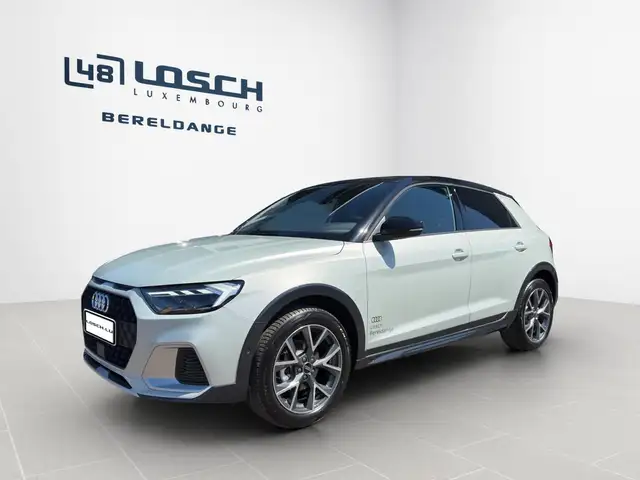 Audi A1 view 4