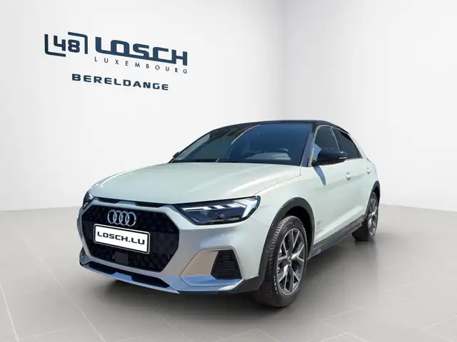 Audi A1 view 2