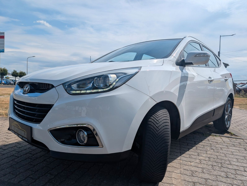 Hyundai iX35 FIFA World Cup Edition 2WD*1-HAND*PDC*USB ! — photo 14