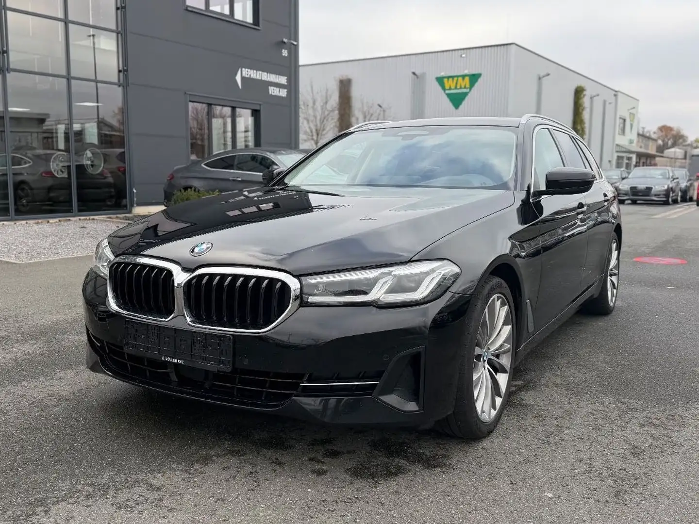 BMW 530 d Touring M-Sportbremse/AHK/ACC/HUD/KAMERA Schwarz - 1