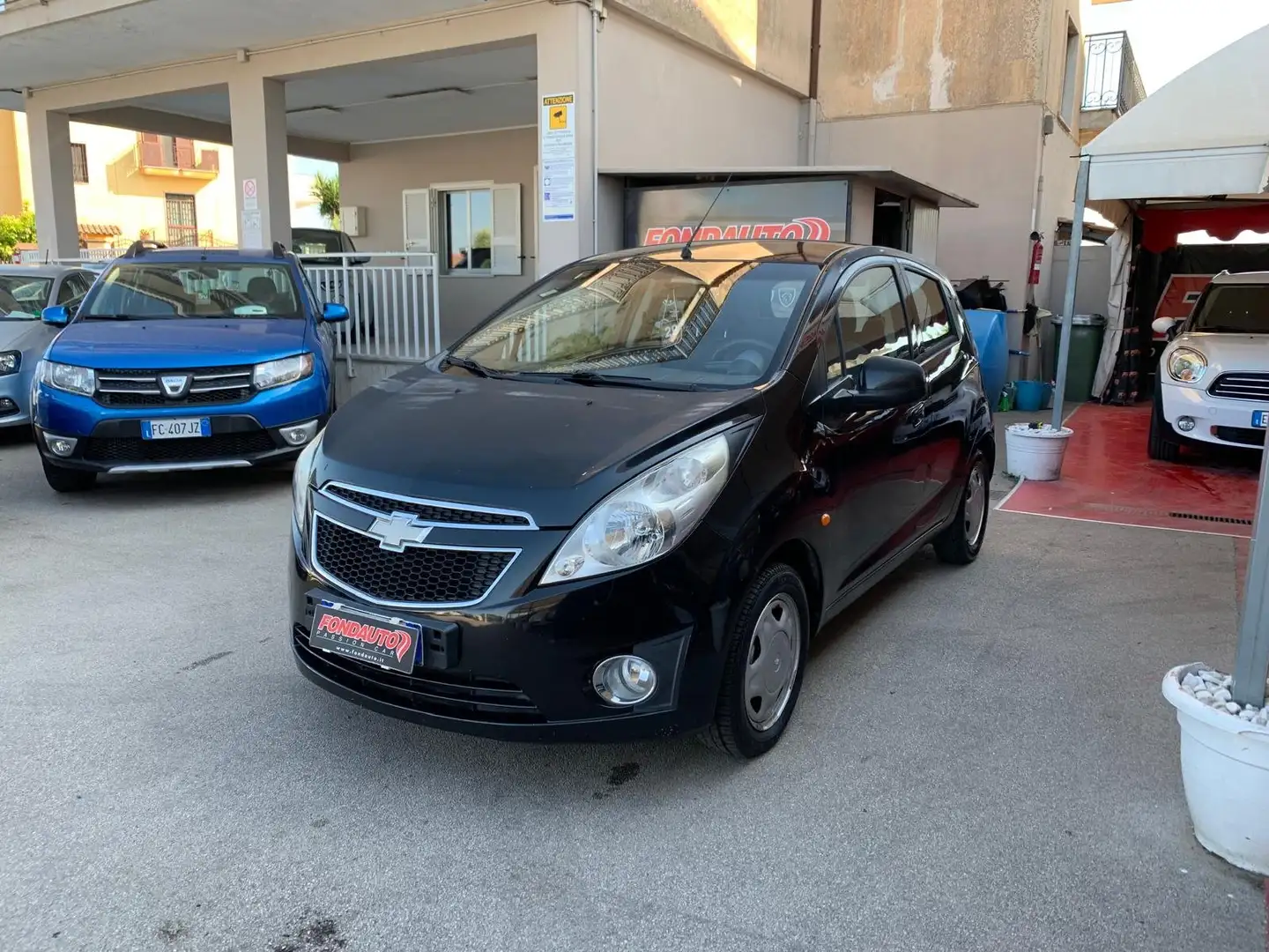 Chevrolet Spark 1.0 LS Nero - 1