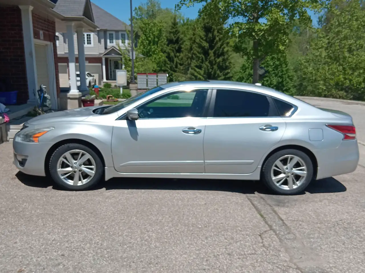 Nissan Altima fotografie Nissan Altima