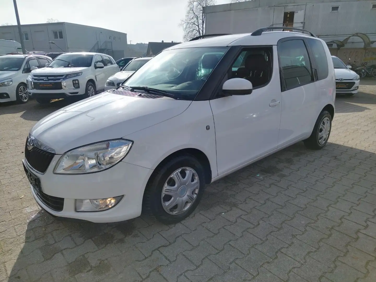 Skoda Roomster 1.4 Fresh+1.HAND+KLIMA+PDC+EURO 5 Weiß - 2