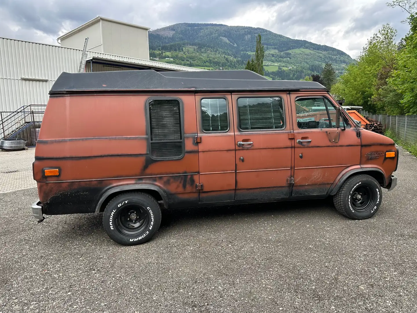 Chevrolet Chevy Van 5,7l V8 Marrón - 2
