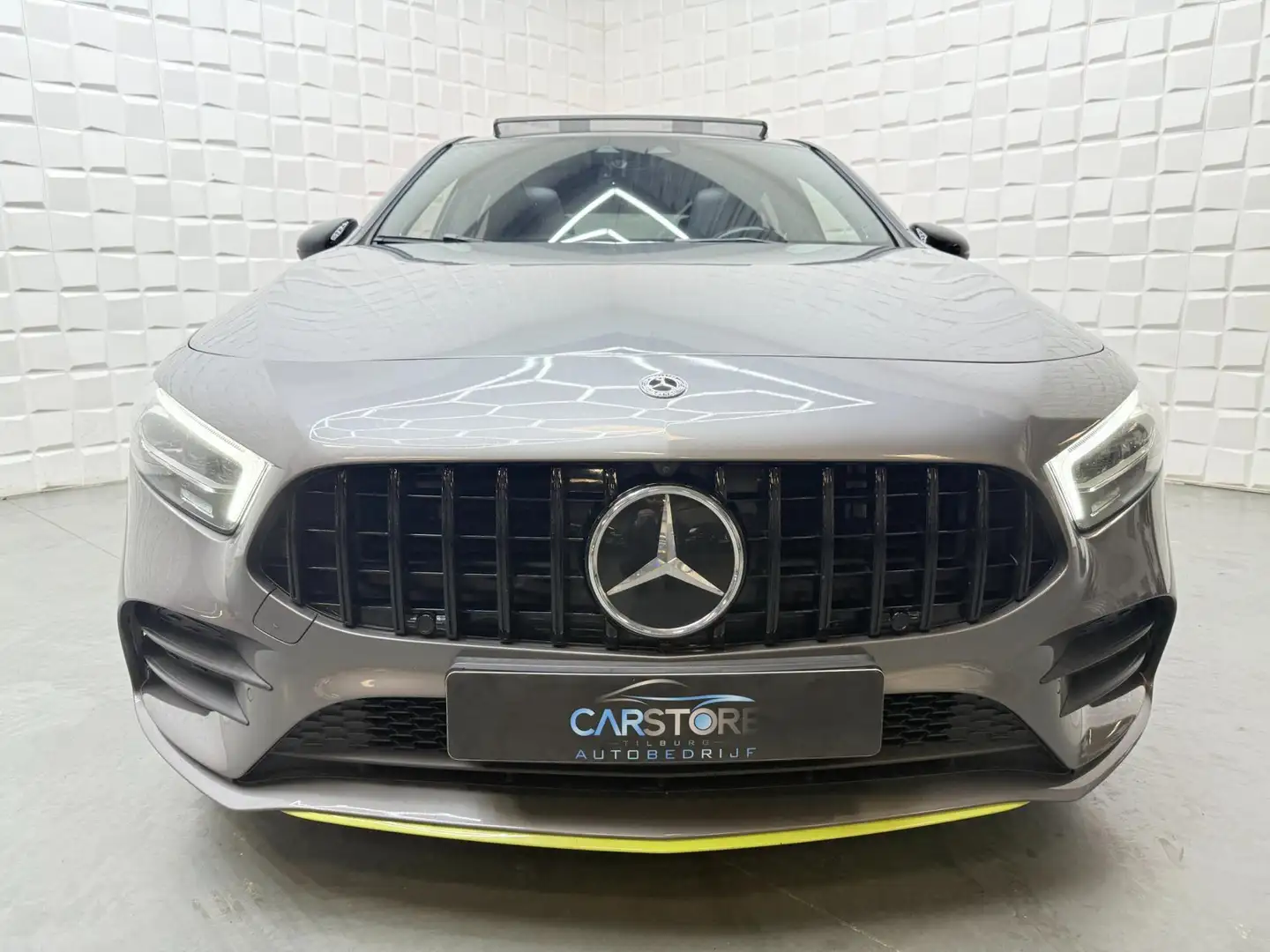 Mercedes-Benz A 250 4MATIC AMG EDITION 1 PANO HUD Gris - 2