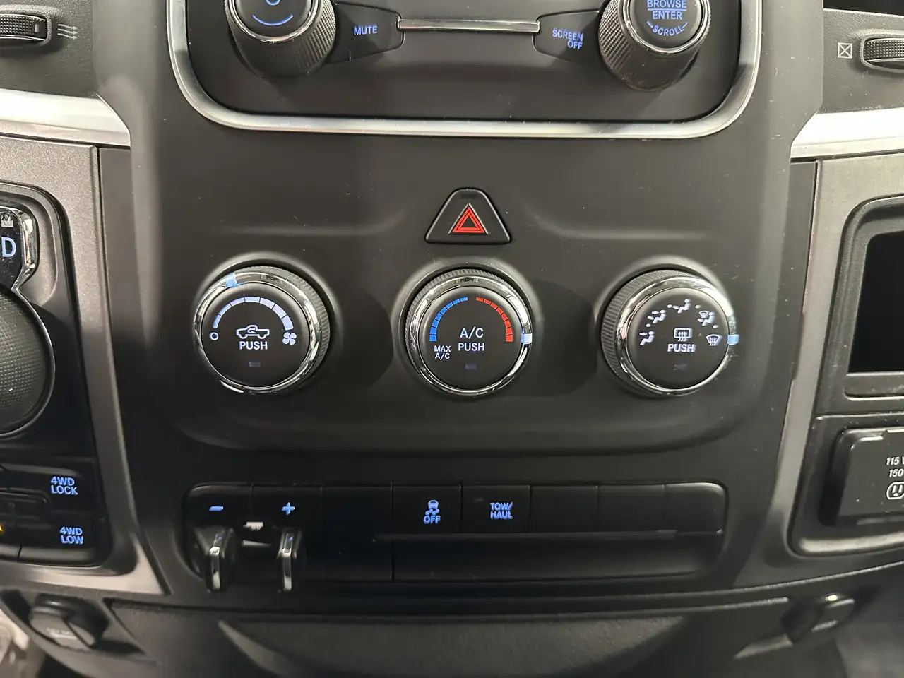 RAM 1500 photo RAM 1500