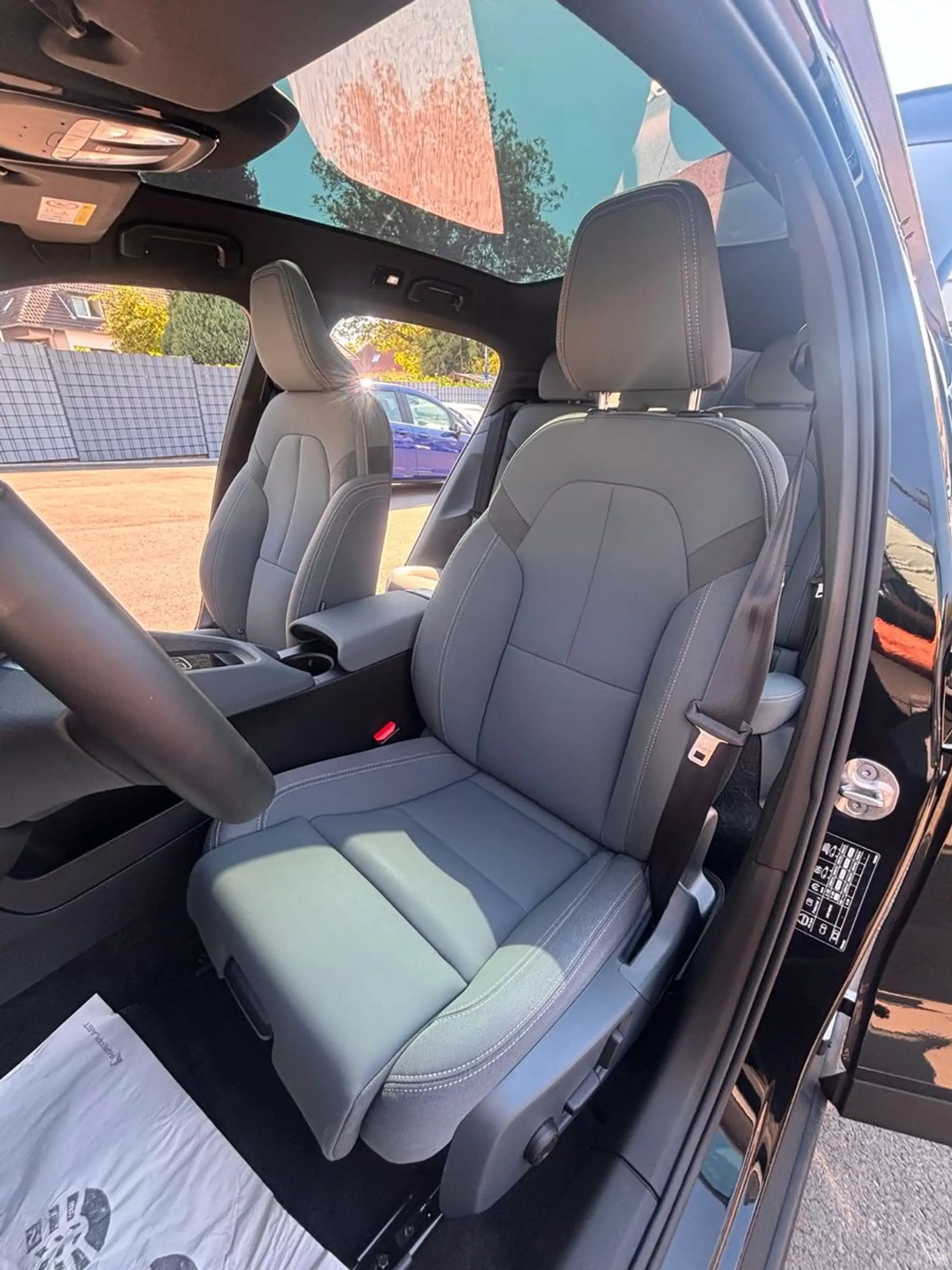 Polestar 2 Long Range Single # Plus Paket # SOH 95,6 % — photo 11