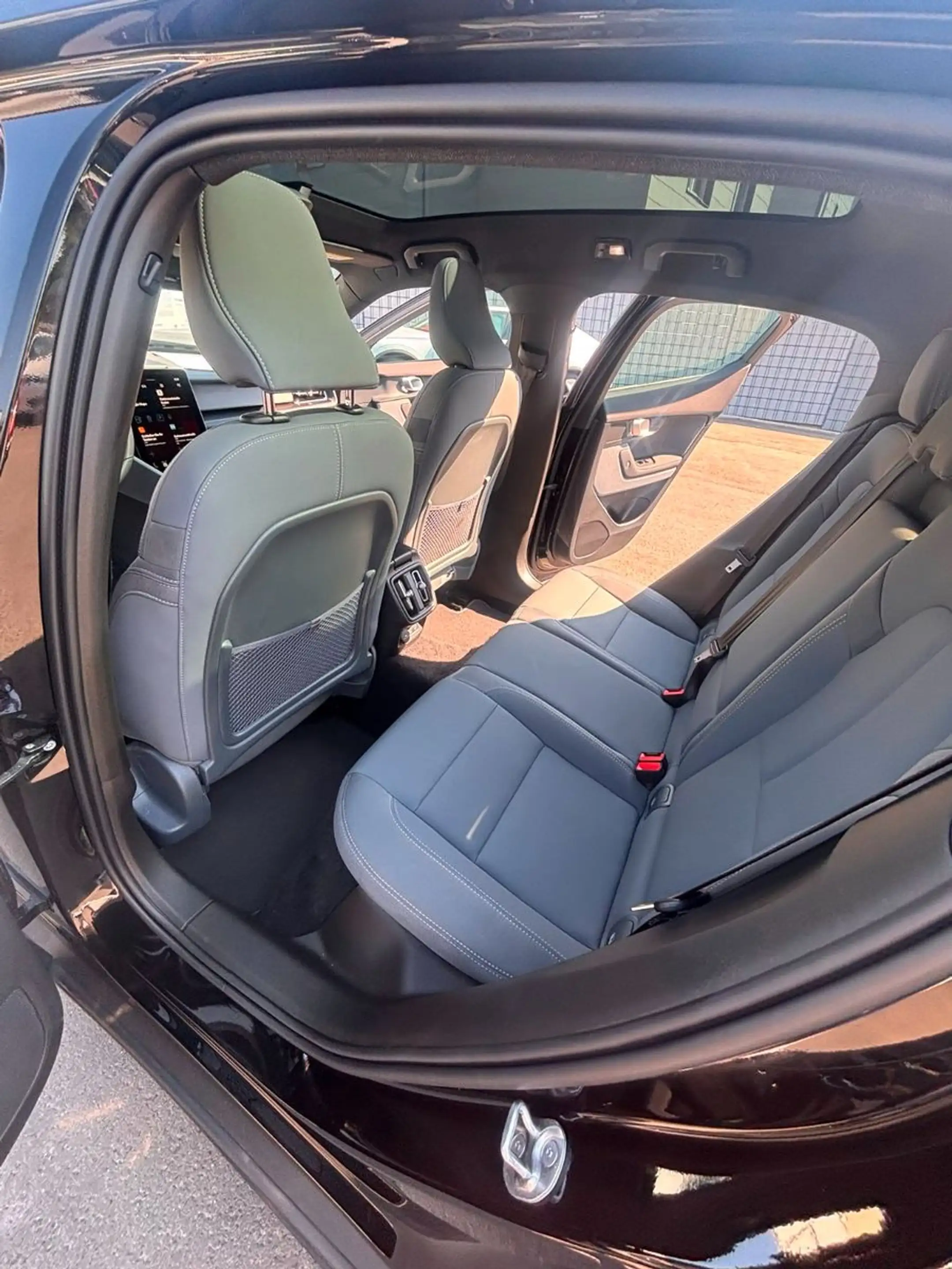 Polestar 2 Long Range Single # Plus Paket # SOH 95,6 % — photo 13