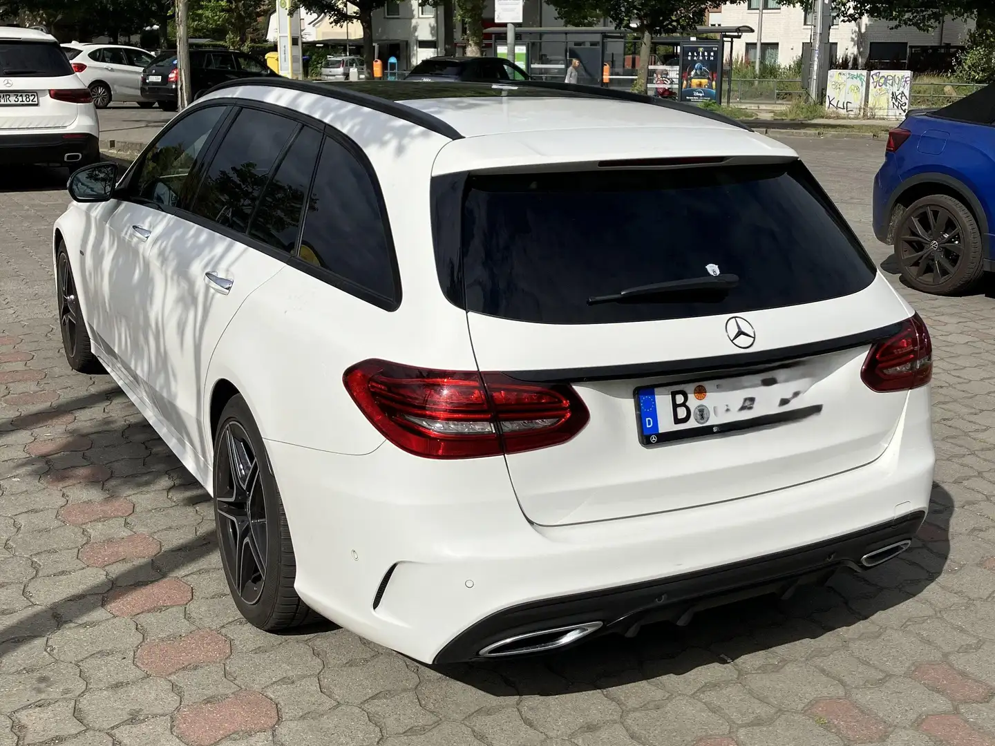 Mercedes-Benz C 220 C-Klasse T-Modell Diesel d T 9G-TRONIC AMG Line Weiß - 2
