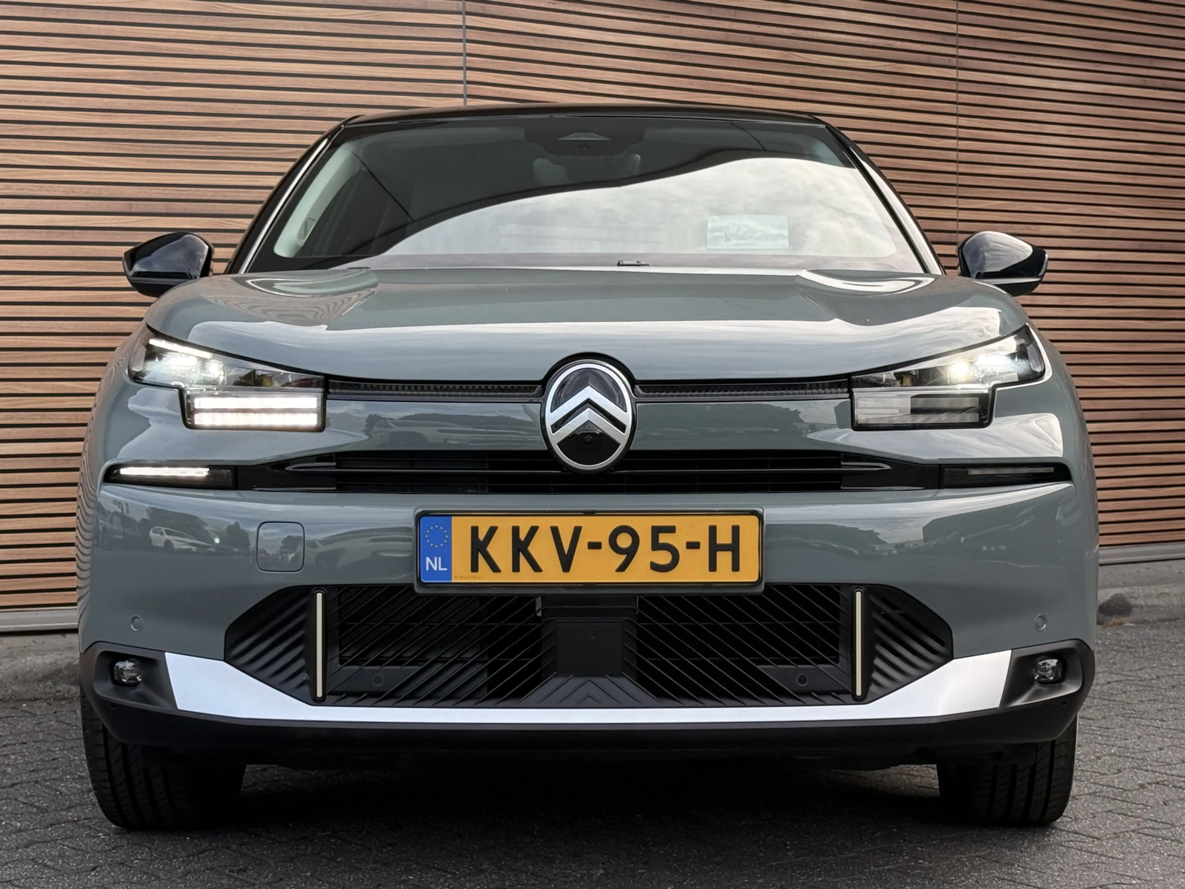 Citroen E-C4 Electric Max 156pk Extended range 54 kWh Navi / Carplay/ HU — photo 8