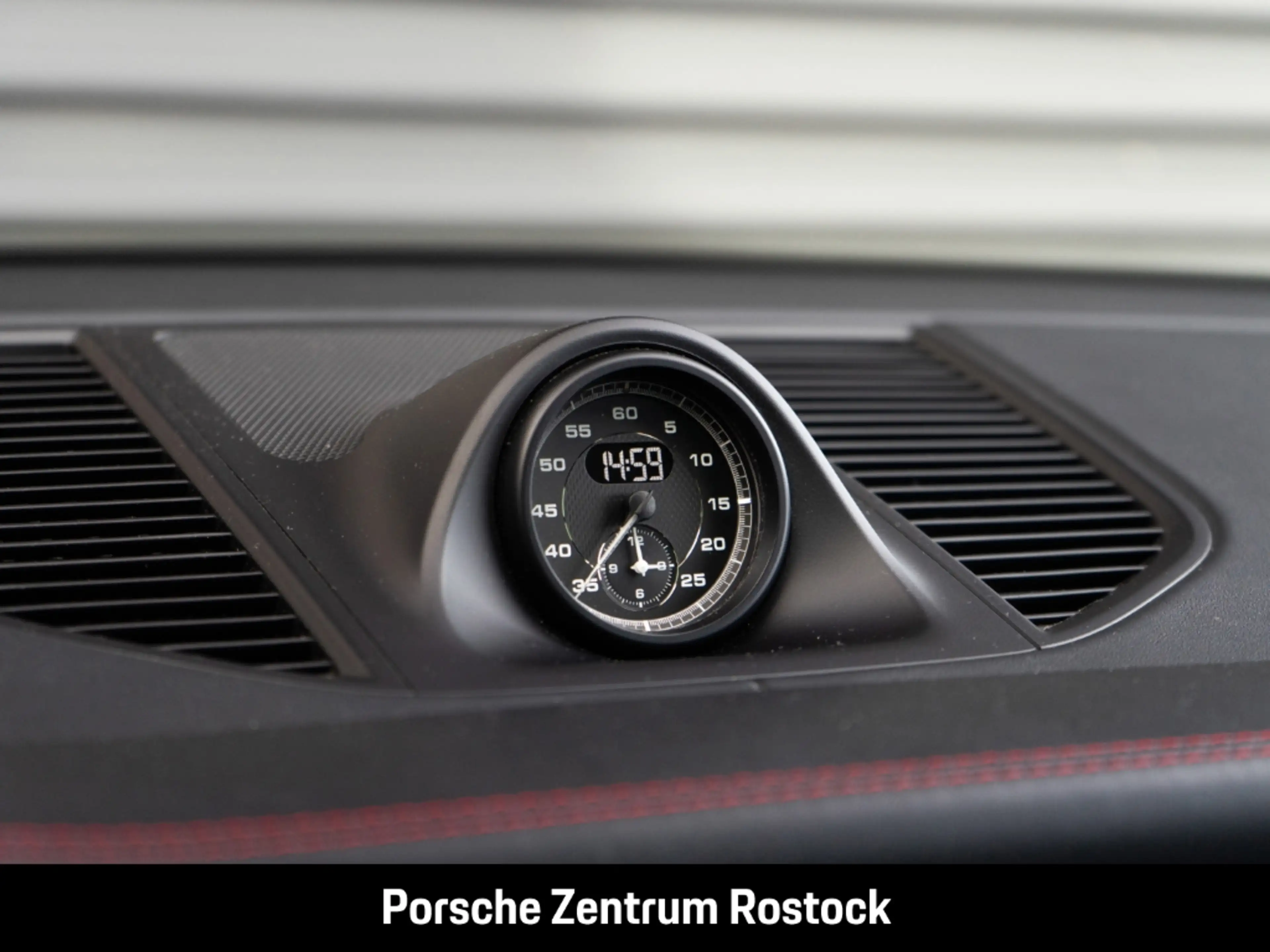 Porsche Macan GTS Standheizung Surround-View Sportabgas — photo 9