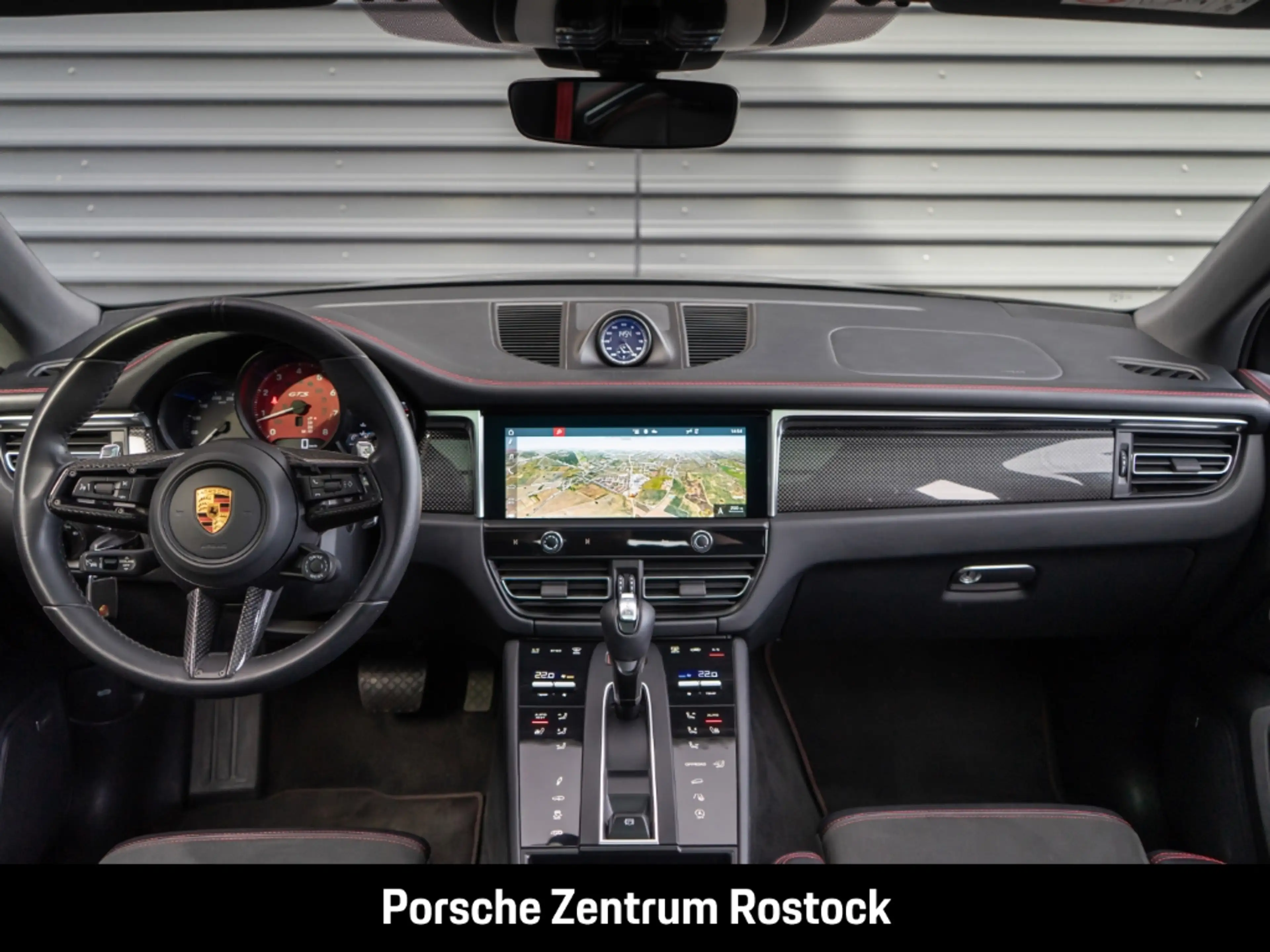 Porsche Macan GTS Standheizung Surround-View Sportabgas — photo 18