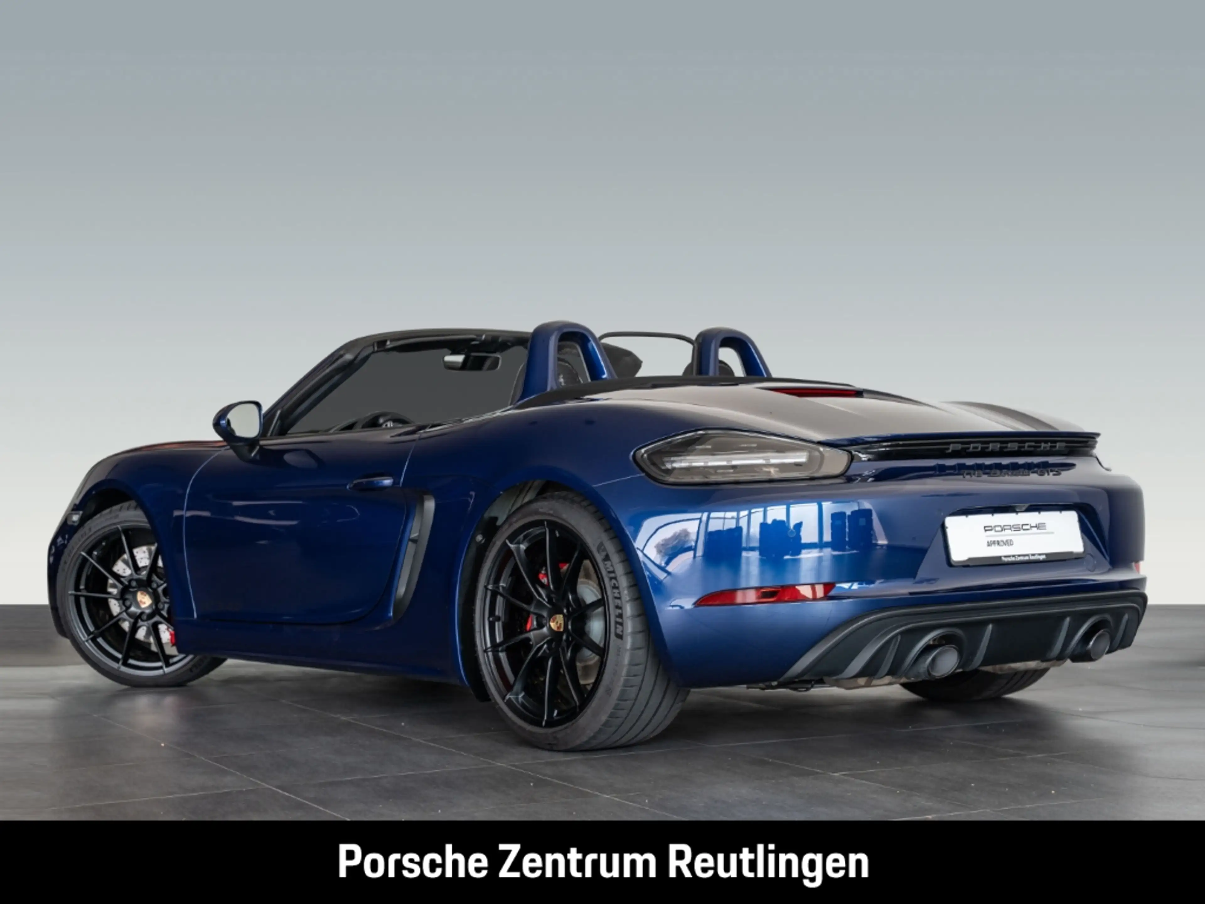 Porsche Boxster 718 GTS 4.0 — photo 3
