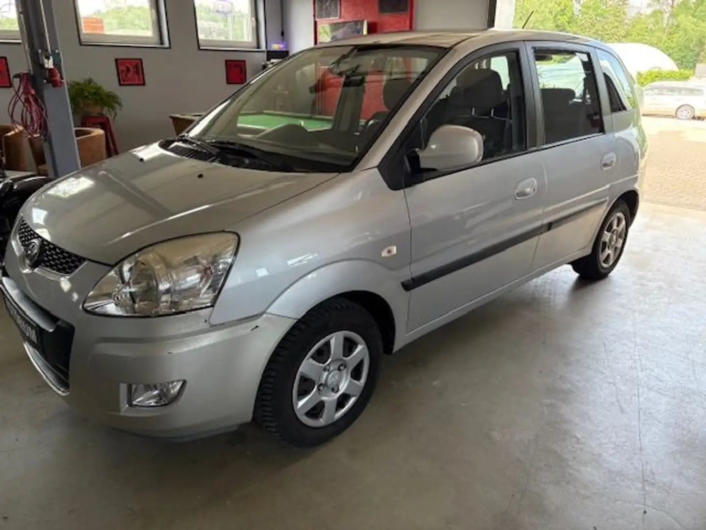 Hyundai Matrix Comfort~AUTOMATIK~Klima~TÜV neu Plateado - 2