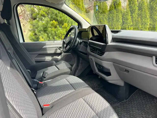 Volkswagen T7 Caravelle Caravelle Lang LR 2,0 TDI Edition 4x4 ACC STHZ 360 Ansicht 3