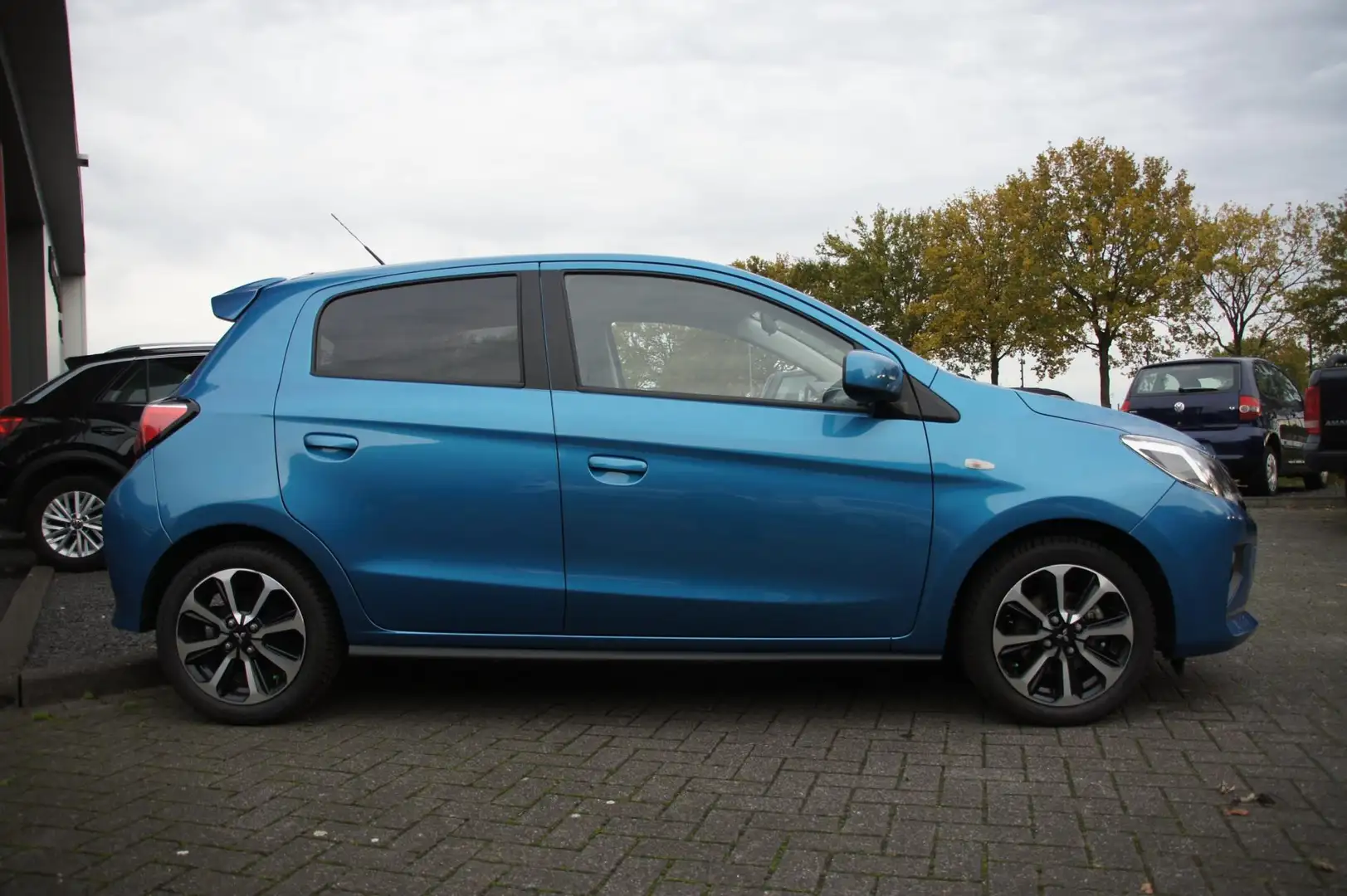 Mitsubishi Space Star 1.2 Active Blauw - 2