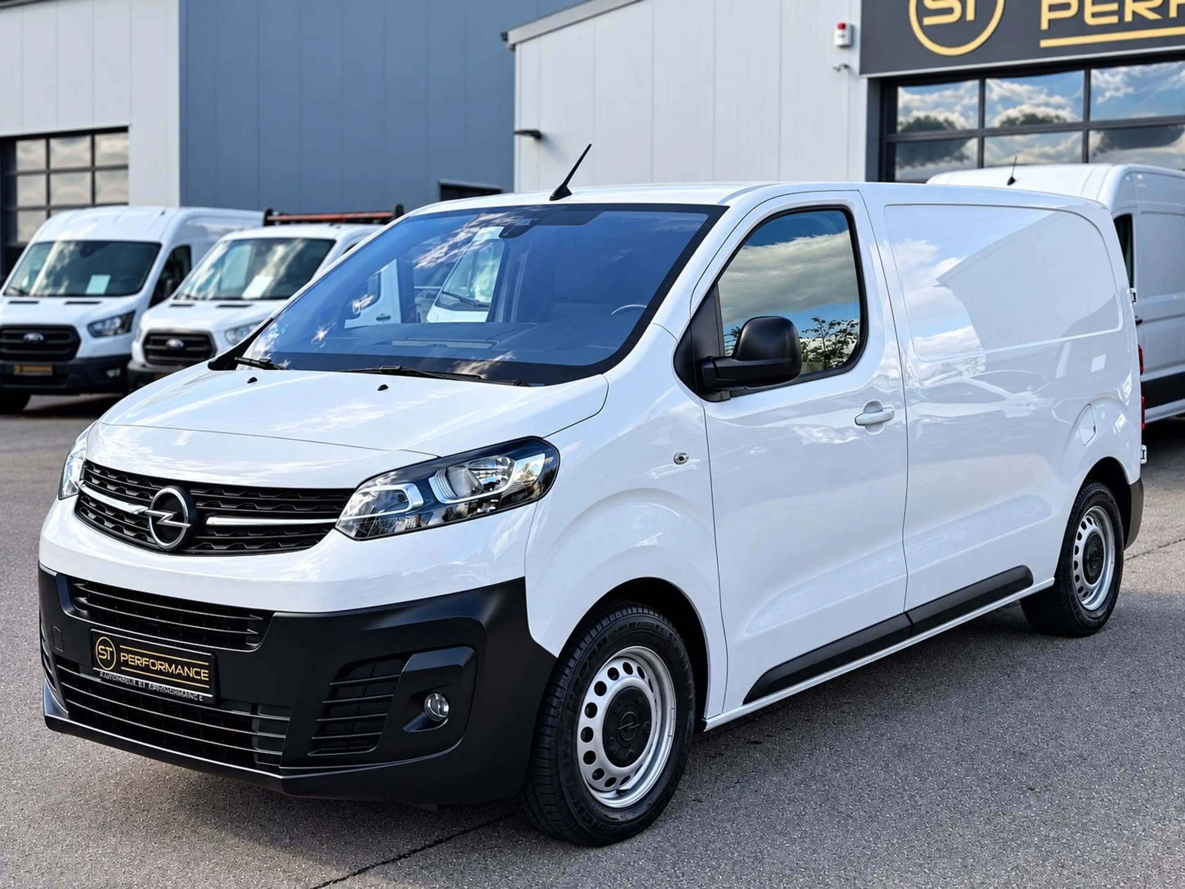 Opel Vivaro L2 Edition M AUTOMATIK NAV TEMPOMAT KLIMA