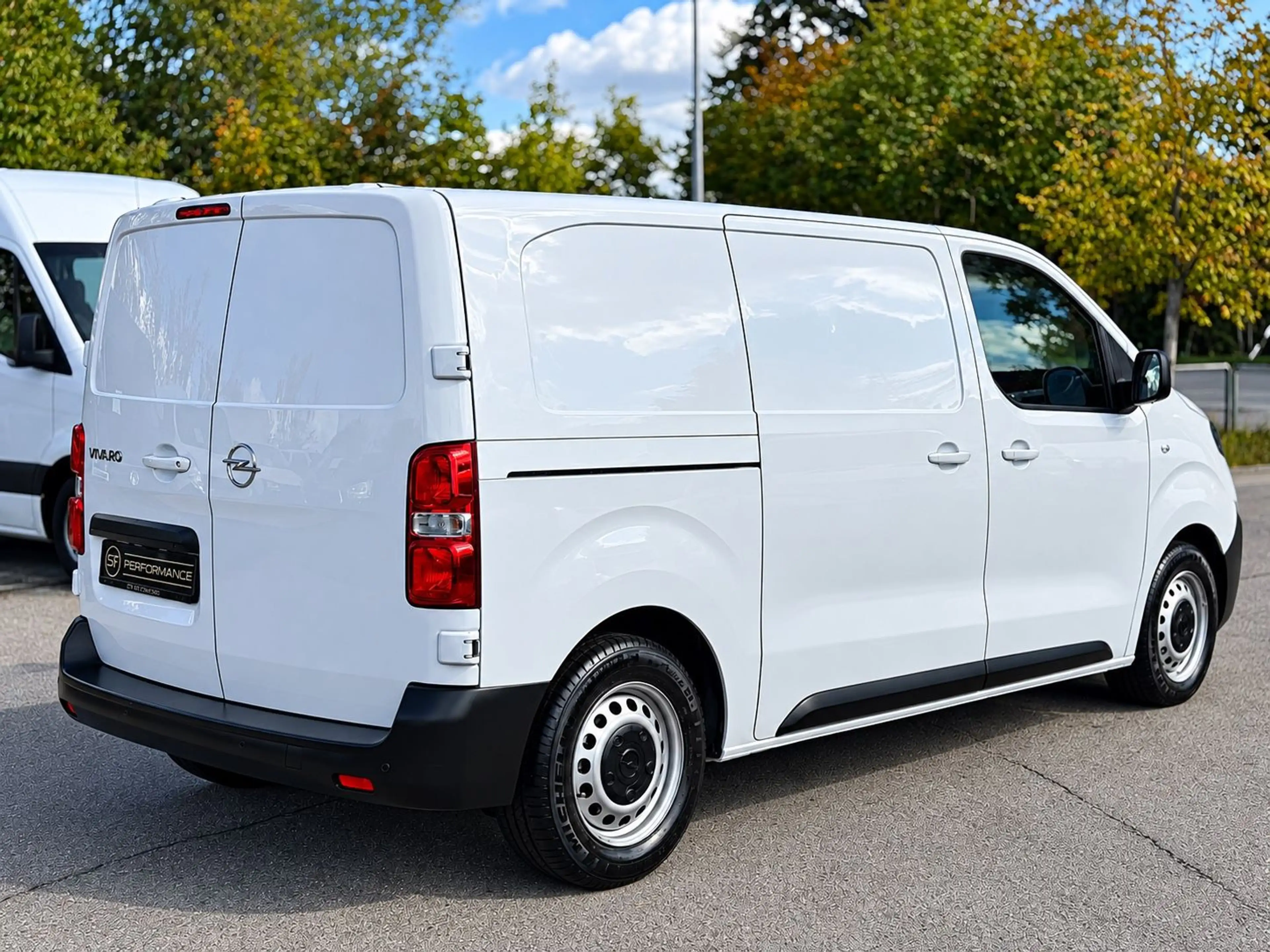 Opel Vivaro L2 Edition M AUTOMATIK NAV TEMPOMAT KLIMA — photo 5