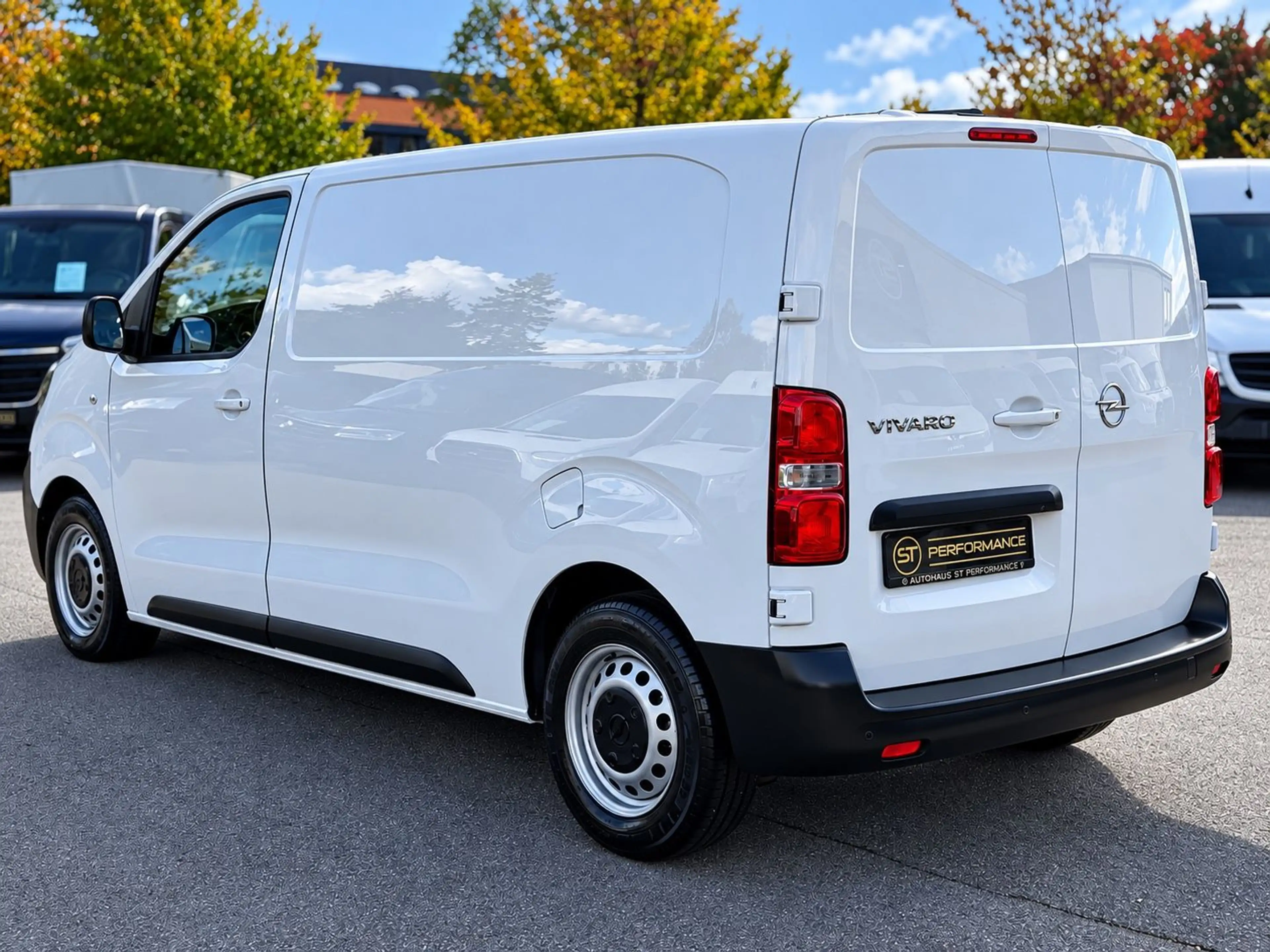Opel Vivaro L2 Edition M AUTOMATIK NAV TEMPOMAT KLIMA — photo 7