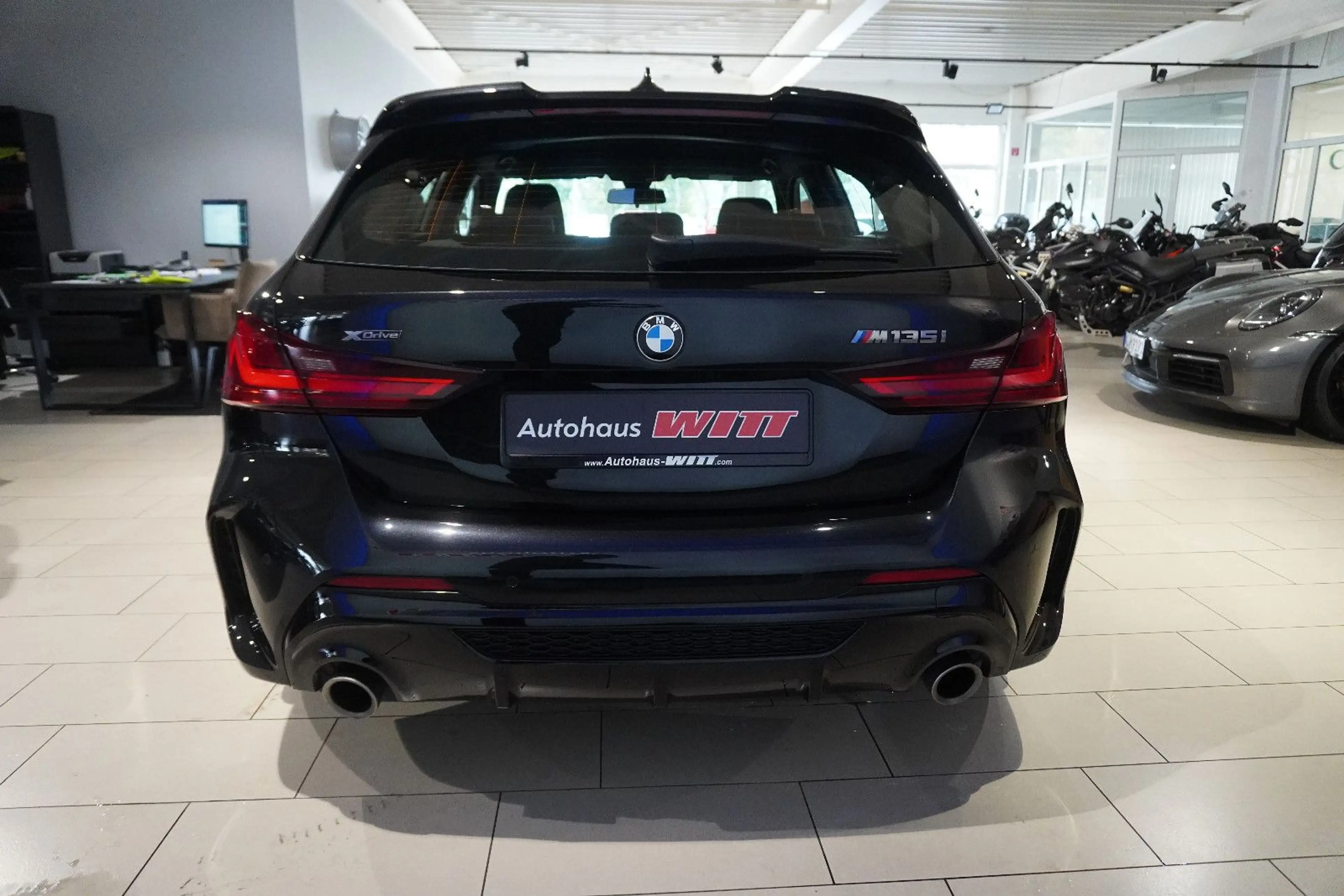 BMW 135 i xDrive |LED|SHZ|Navi|Keyless — photo 7