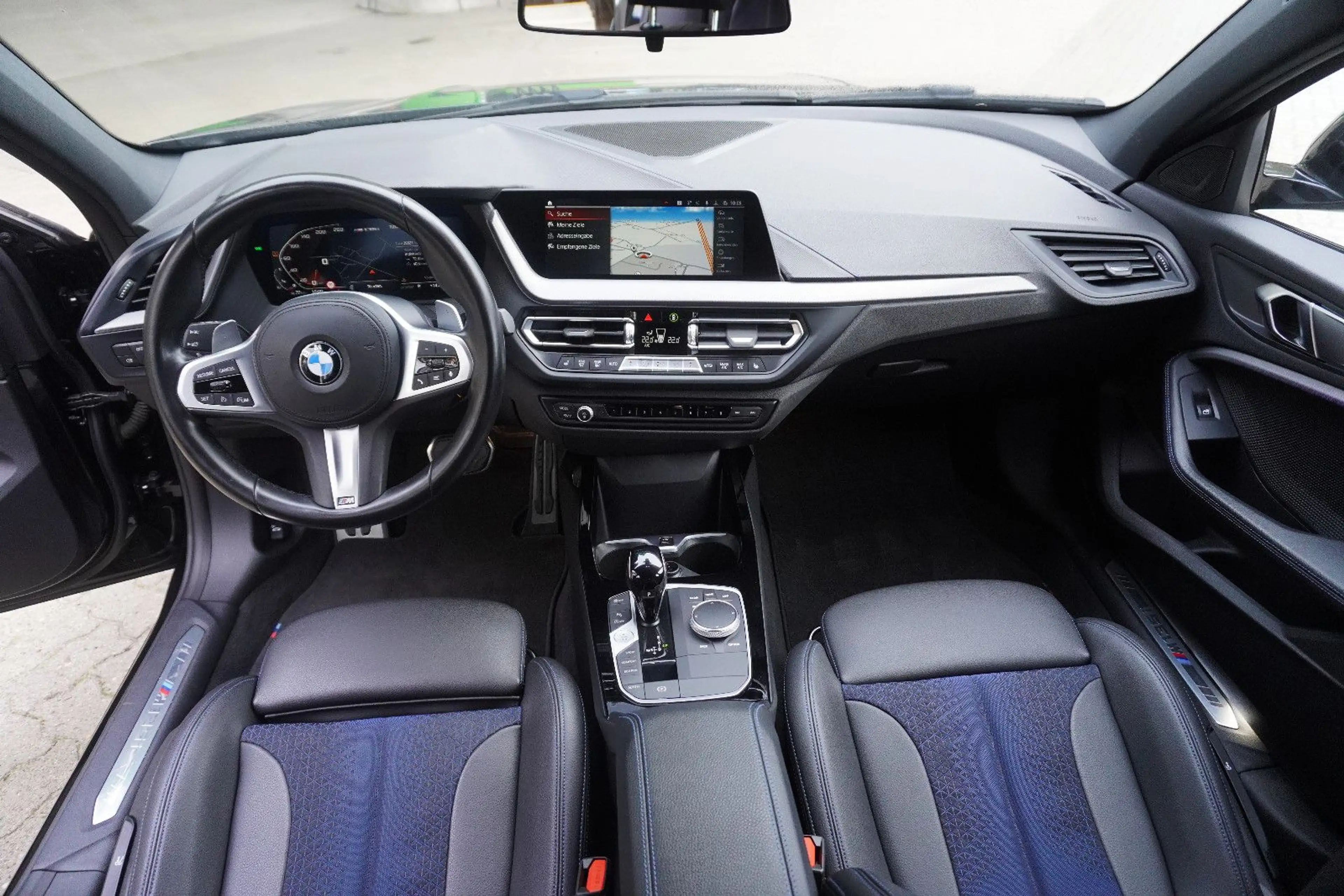 BMW 135 i xDrive |LED|SHZ|Navi|Keyless — photo 13