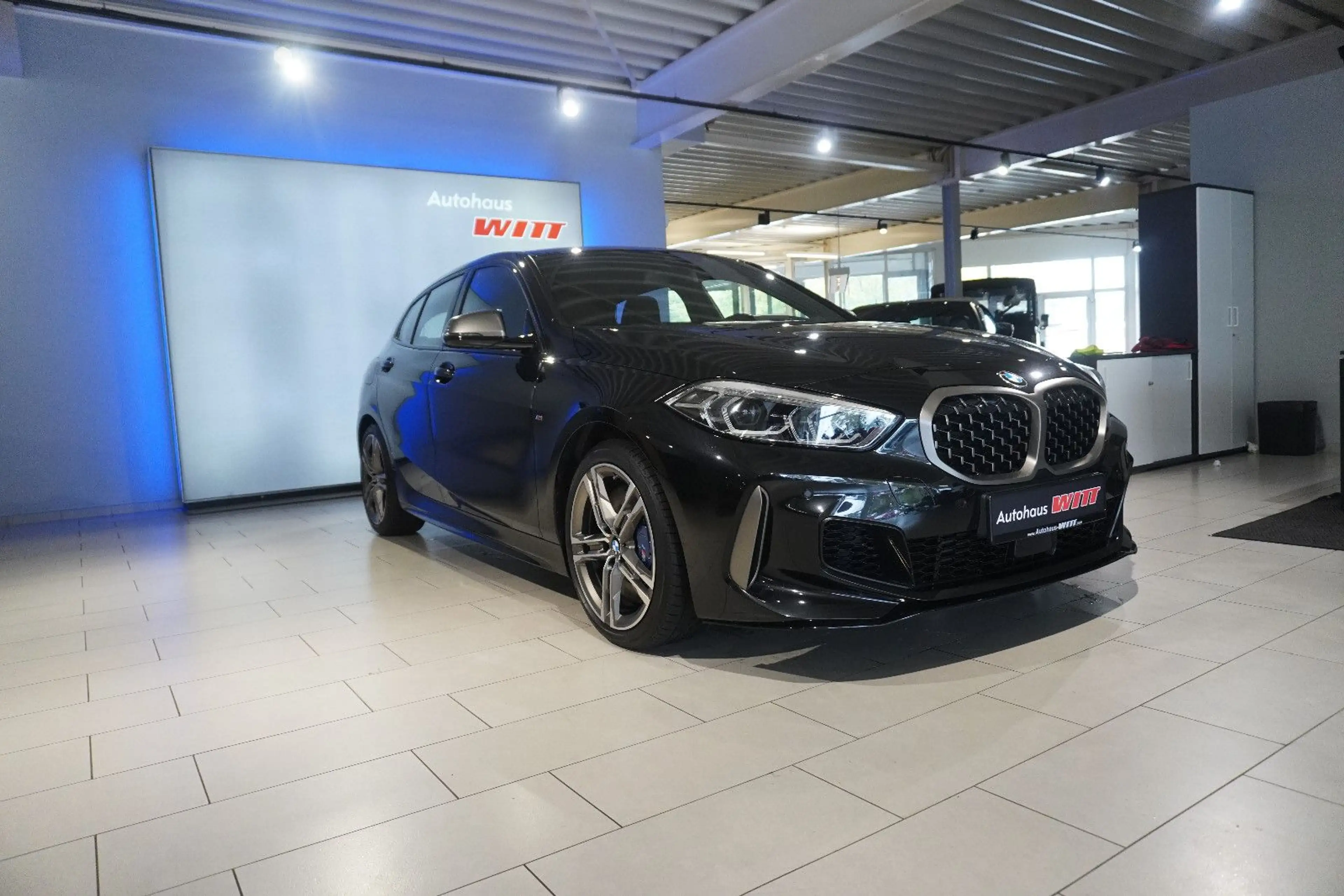 BMW 135 i xDrive |LED|SHZ|Navi|Keyless — photo 2