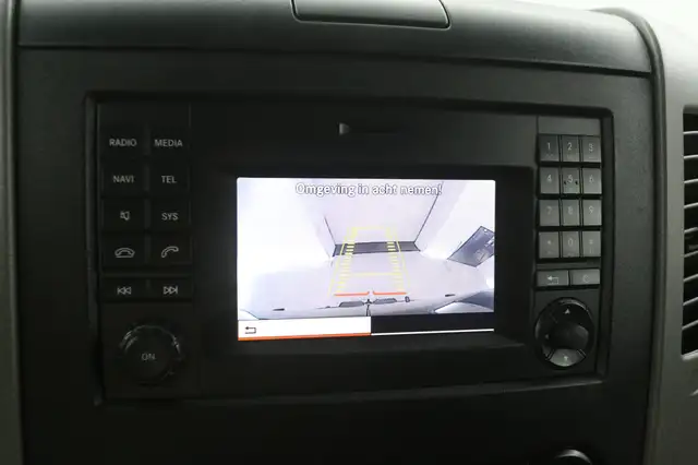 Mercedes-Benz Sprinter view 13