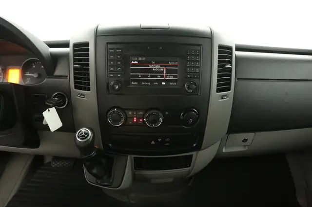 Mercedes-Benz Sprinter view 11