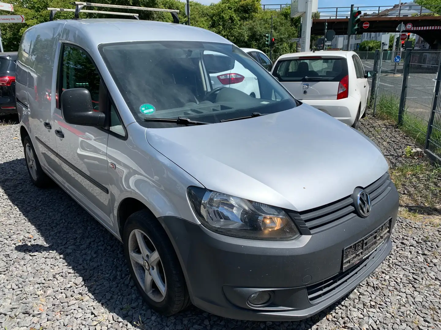 Volkswagen Caddy Kasten 1.6 /AHK/NSW/Dachklappe/ALU/2.Hd Grau - 2