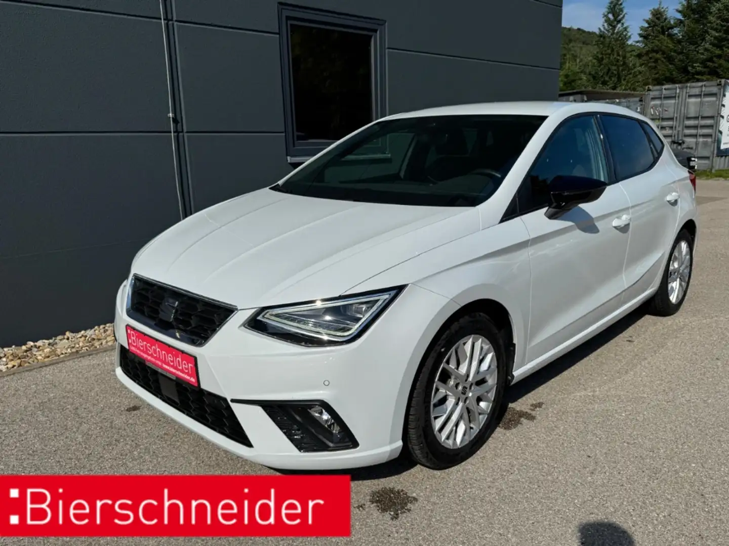 SEAT Ibiza 1.0 TSI FR KAMERA NAVI ACC LED Weiß - 2