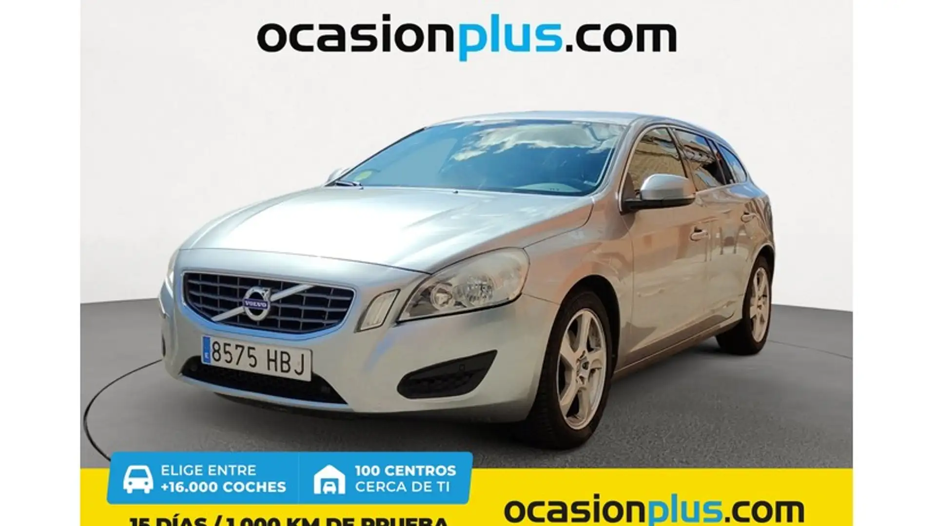 Volvo V60 D3 Momentum Aut. Plateado - 1