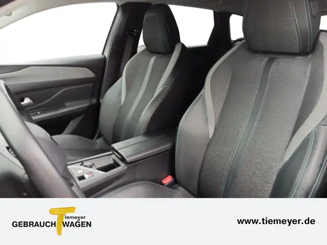 Peugeot 308 view 10