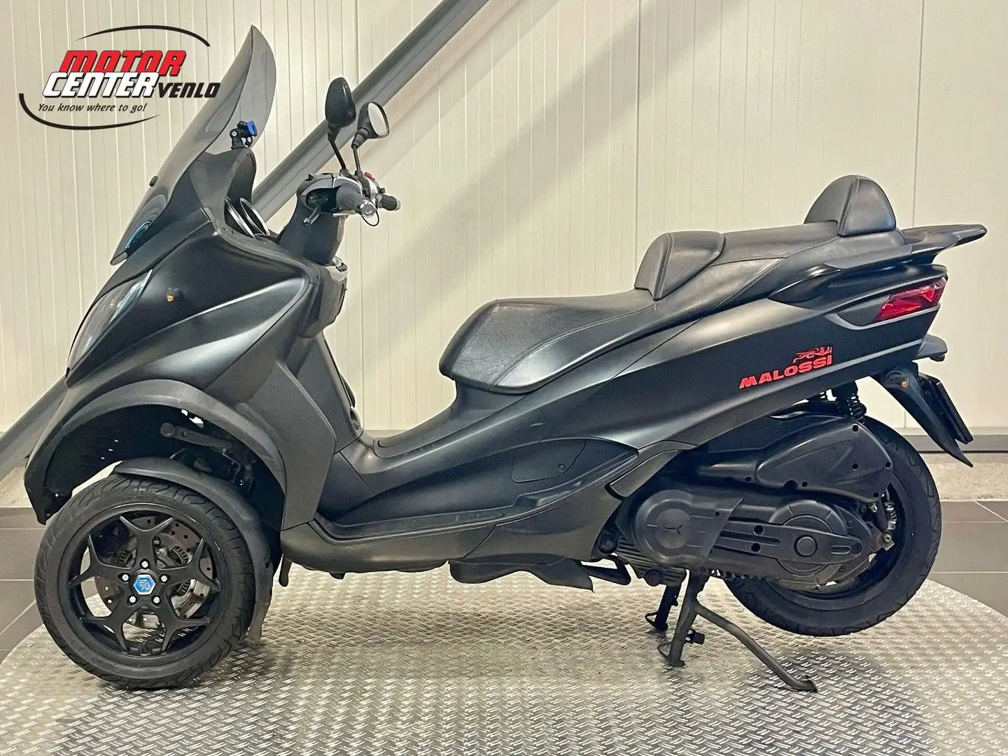 Piaggio MP3 500 LT Noir - 2