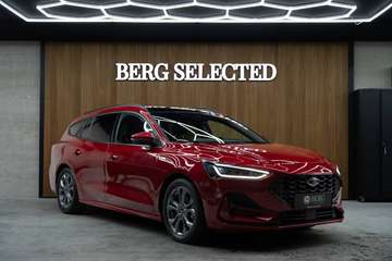 Focus Break ST-Line | Pano | Hybrid | Carplay | Parkeersensoren