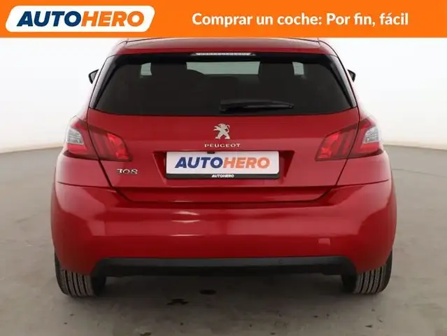 Peugeot 308 view 5