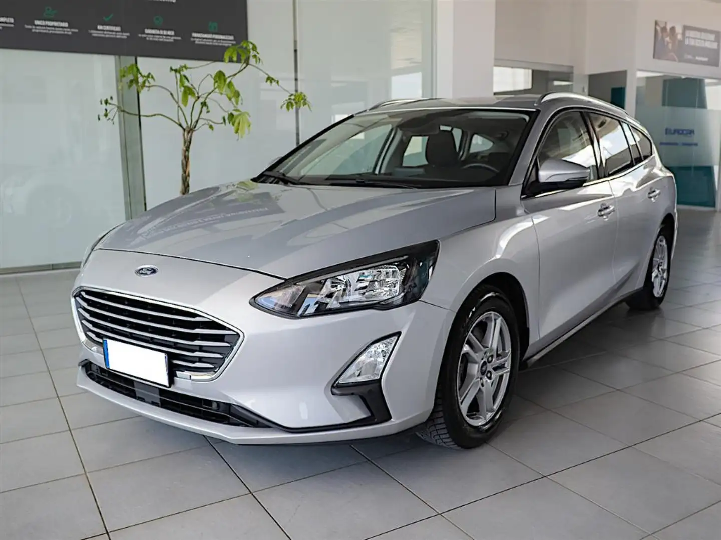 Ford Focus 1.5 tdi 120 cv Business 36 mesi di garanzia Grigio - 1